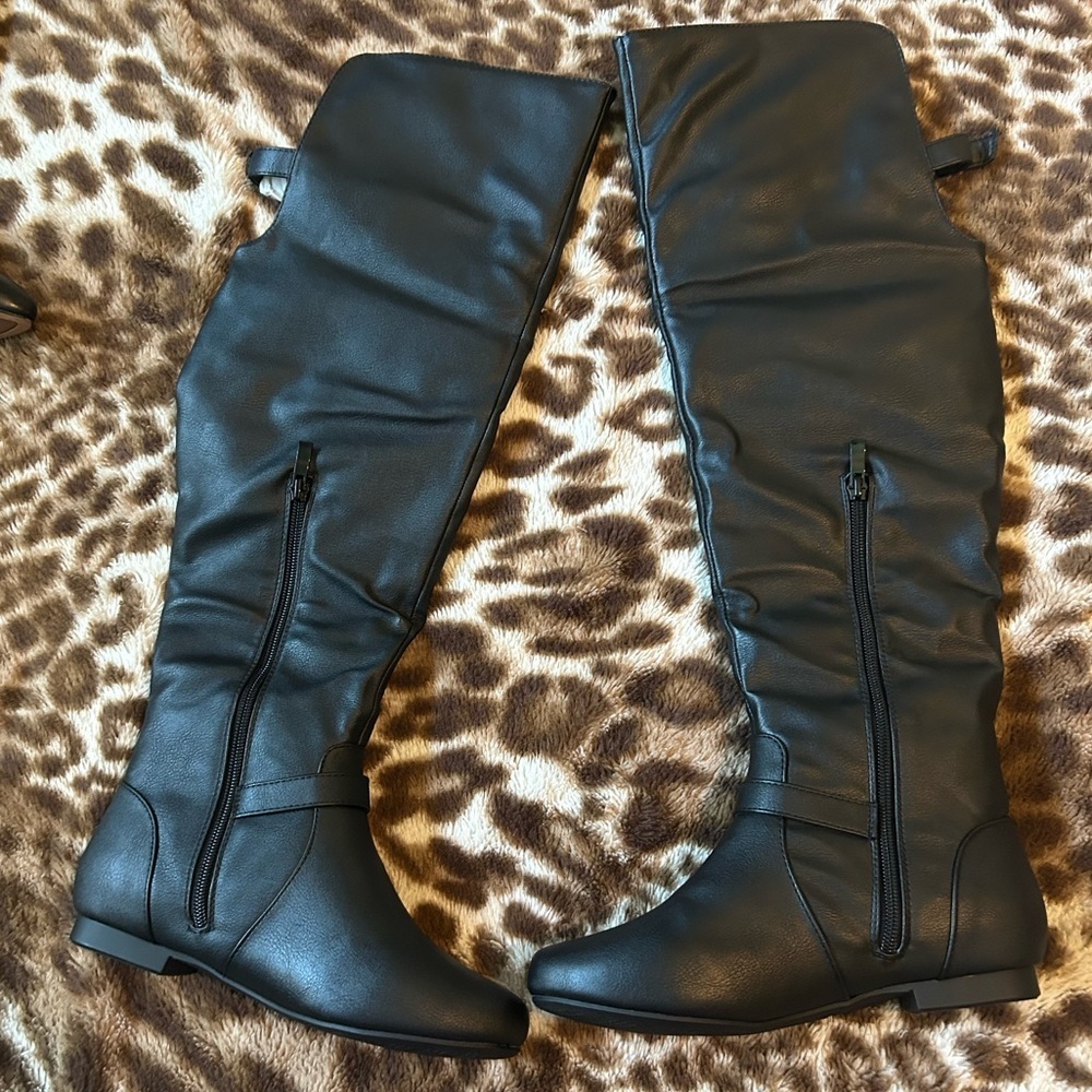 Women’s Black  Journee Collection Loft Tall Riding Boots - Picture 8 of 11